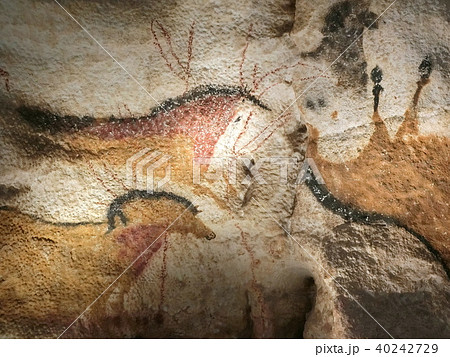 ラスコーの壁画 ラスコーの壁画 40242729