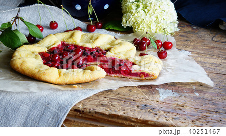 cherry tart - cherry gallete cherry tart - cherry gallete 40251467