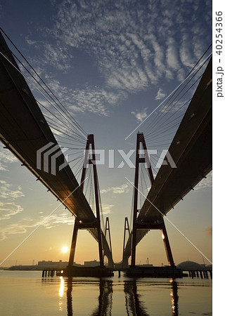 名港西大橋と日の出 名港西大橋と日の出 40254366