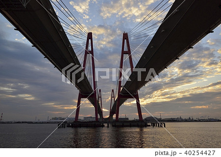 名港トリトン 40254427