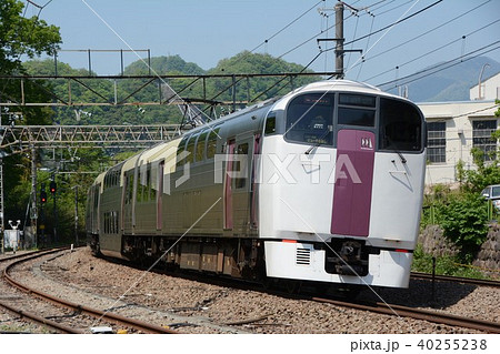 215系 ホリデー快速ビューやまなし号 40255238