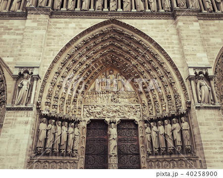Notre-Dame de Paris Notre-Dame de Paris 40258900