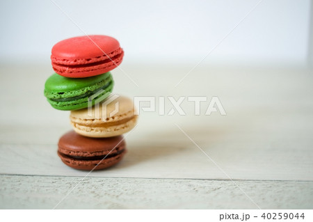 Colorful macaroons or macaron  Colorful macaroons or macaron  40259044