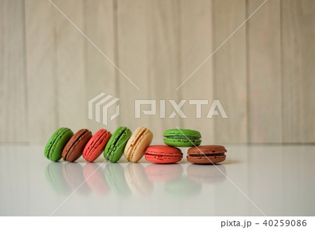 Colorful macaroons or macaron  40259086