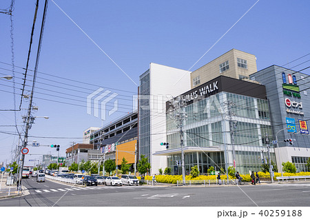 名古屋市緑区都市風景　徳重交差点　ヒルズウォーク徳重ガーデンズ 40259188