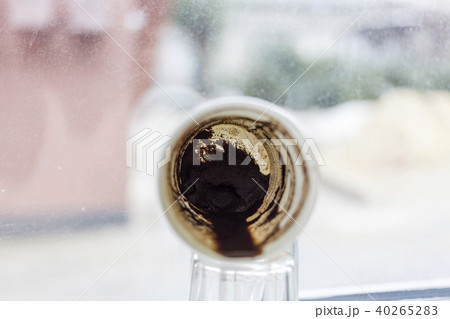 Dry coffee in a glass Dry coffee in a glass 40265283