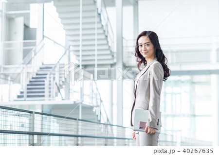 ビジネスウーマン　 40267635