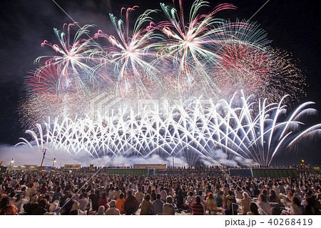【秋田県】大曲の花火　全国花火競技大会 40268419