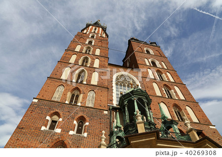 Brick church of Saint Mary in Krakow, Poland Brick church of Saint Mary in Krakow, Poland 40269308