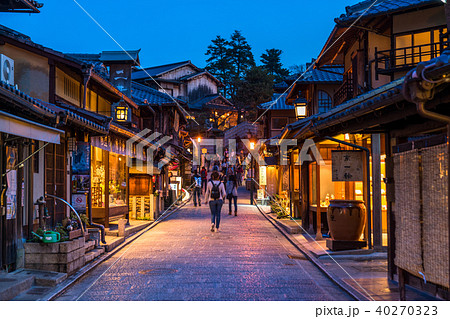 《京都府》二年坂・夜景 《京都府》二年坂・夜景 40270323