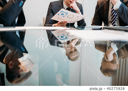 business problems focused thoughtful stressed team 40273926