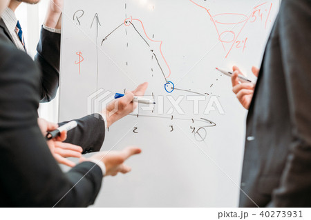 office meeting discuss argument business diagram office meeting discuss argument business diagram 40273931