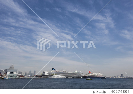 横浜港大さん橋に停泊するにっぽん丸 40274802