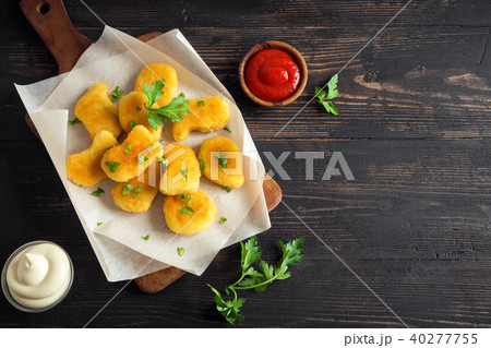 Chicken nuggets 40277755