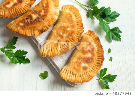 deep fried samosas deep fried samosas 40277943