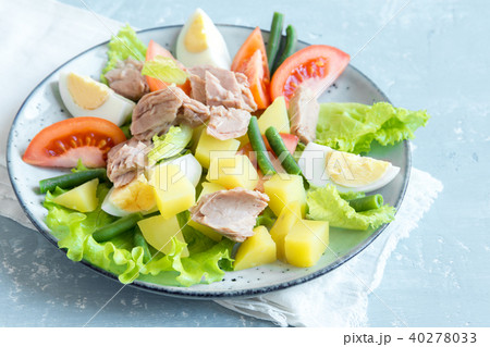 Nicoise Tuna Salad Nicoise Tuna Salad 40278033