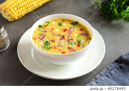 Corn Soup with Ham 40278493