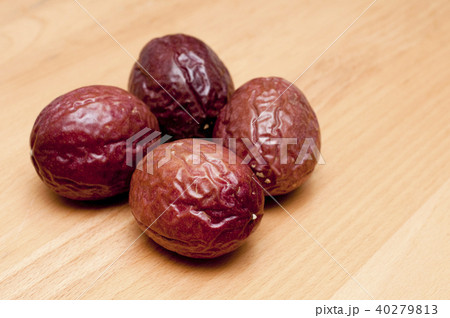 パッションフルーツ 40279813