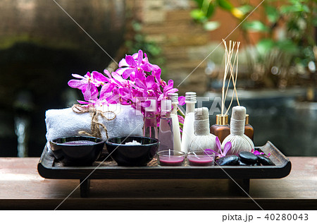 Thai Spa Treatments aroma therapy 40280043