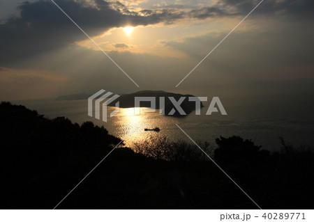 加太からの友ヶ島夕景 加太からの友ヶ島夕景 40289771