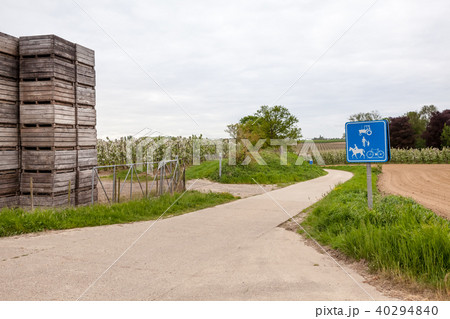signpost of afarming along the road 40294840