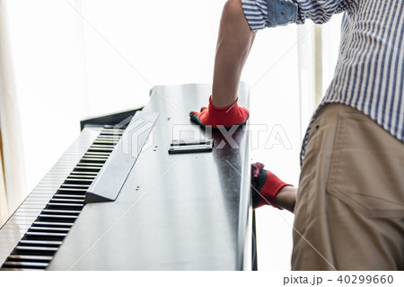 ピアノの手入れ ピアノの手入れ 40299660