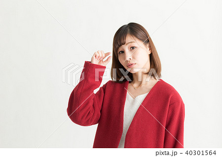 カジュアルポートレート・白バック 40301564