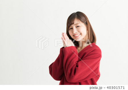 カジュアルポートレート・白バック カジュアルポートレート・白バック 40301571