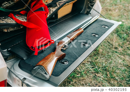 Hunters ammunition shotgun accessories open car 40302193