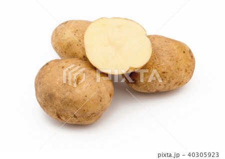 Quality of potatoes erou. isolated on white background Quality of potatoes erou. isolated on white background 40305923