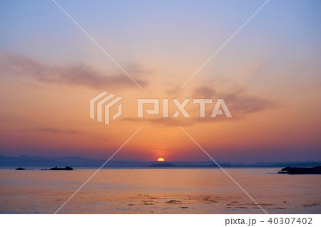 千葉県 坂田海岸 館山湾の朝日 千葉県 坂田海岸 館山湾の朝日 40307402
