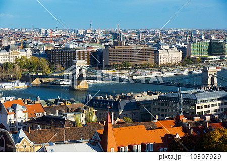 Aerial view of Budapest with Chain Bridge 40307929