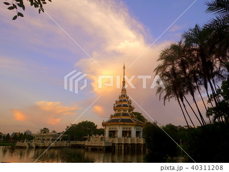 Wiman Saran Navamin Hall, Chalerm Phrakiat Park Wiman Saran Navamin Hall, Chalerm Phrakiat Park 40311208