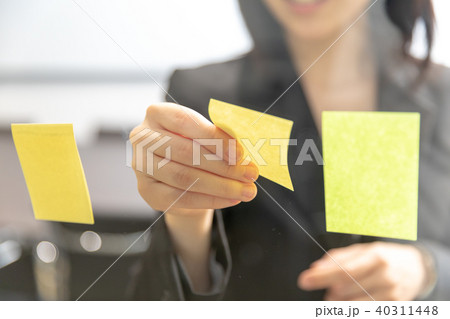 働くビジネスウーマン 40311448