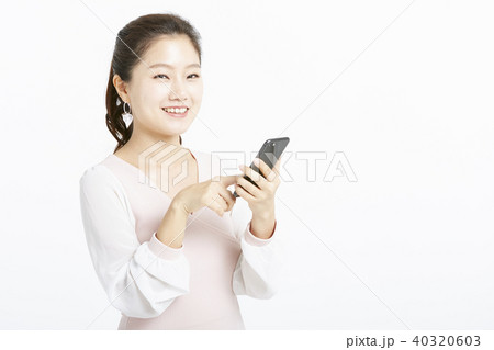 女性　ポートレートシリーズ　スマートフォン 40320603