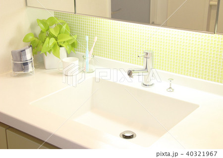 爽やかな洗面所 40321967