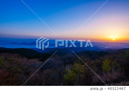 【静岡県】伊豆達磨山高原の夜明け 【静岡県】伊豆達磨山高原の夜明け 40322467