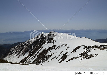 残雪期の木曽駒ヶ岳 ( 2018年4月29日 ) 40332383