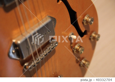 エレキギター 40332704