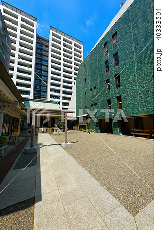 宮益御嶽神社と青空 40333504