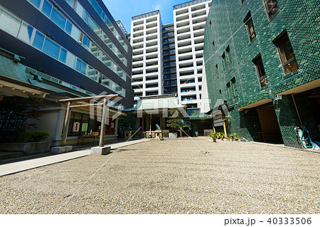 宮益御嶽神社と青空 40333506