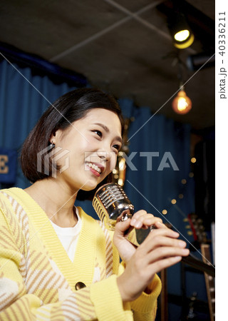 感情 公演 短い髪 40336211