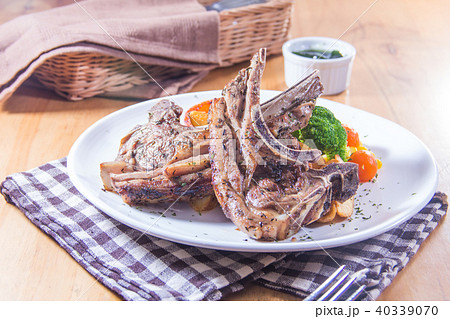 lamb chop 40339070
