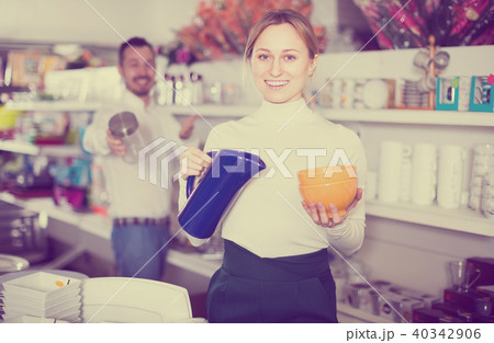 Seller offers options of ceramic while Seller offers options of ceramic while 40342906