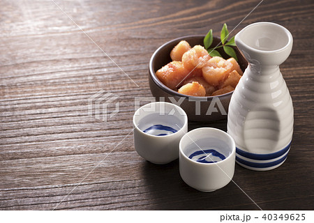 日本酒と辛子明太子 日本酒と辛子明太子 40349625