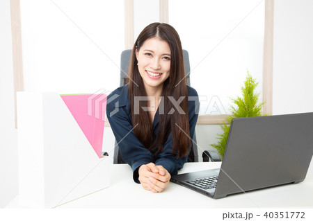 女性　ビジネス 40351772