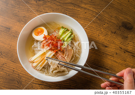 平壌冷麺 Pyongyang cold noodles 平壌冷麺 Pyongyang cold noodles 40355167