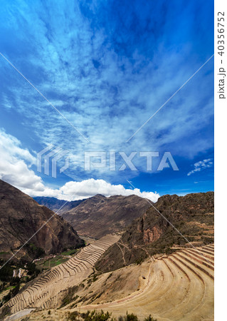 terraces and village 40356752