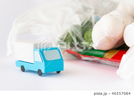 移動スーパー　ネットスーパー　配達　買い物　移動販売車　買い物難民　トラック 40357064