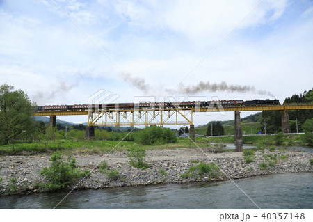 一ノ渡橋梁を走るばんえつ物語号 40357148